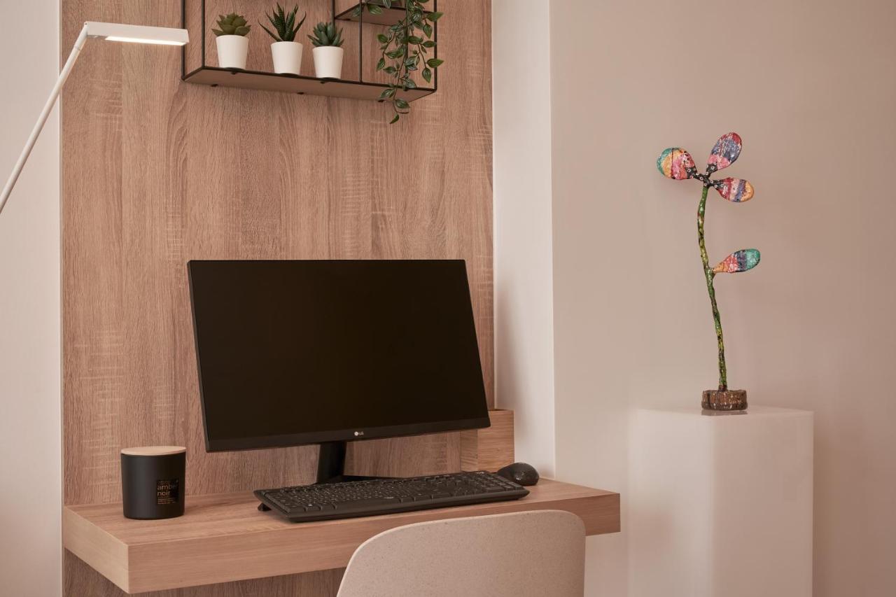 Charitos Heights Boutique Apt Ii, Kolonaki アテネ エクステリア 写真